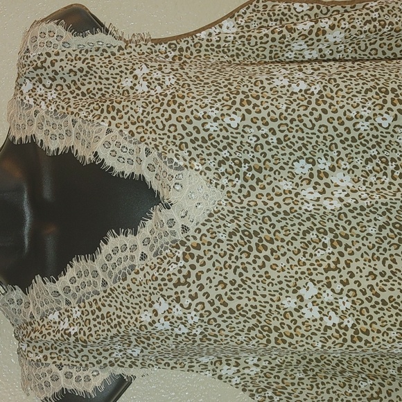 Macys blouse - Picture 3 of 6